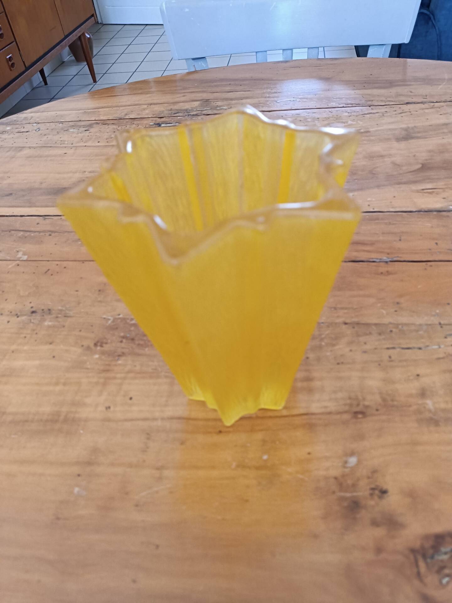 Yellow star vase Walther Glas