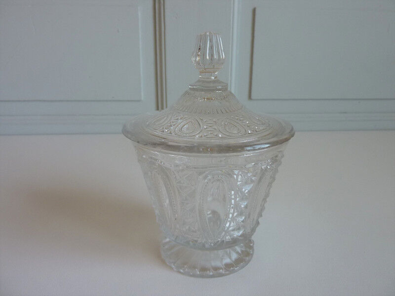 Sugar-glass chiseled glass