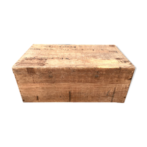 Grande malle en bois