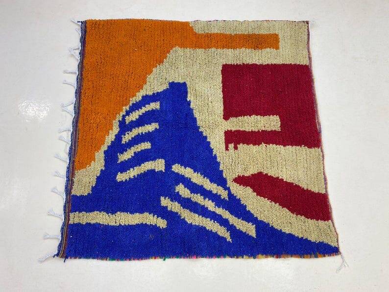 Traditional handcrafted Berber rug, size 140 x 260 cm