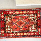Vintage oriental velvet rug - 40cm x 62cm