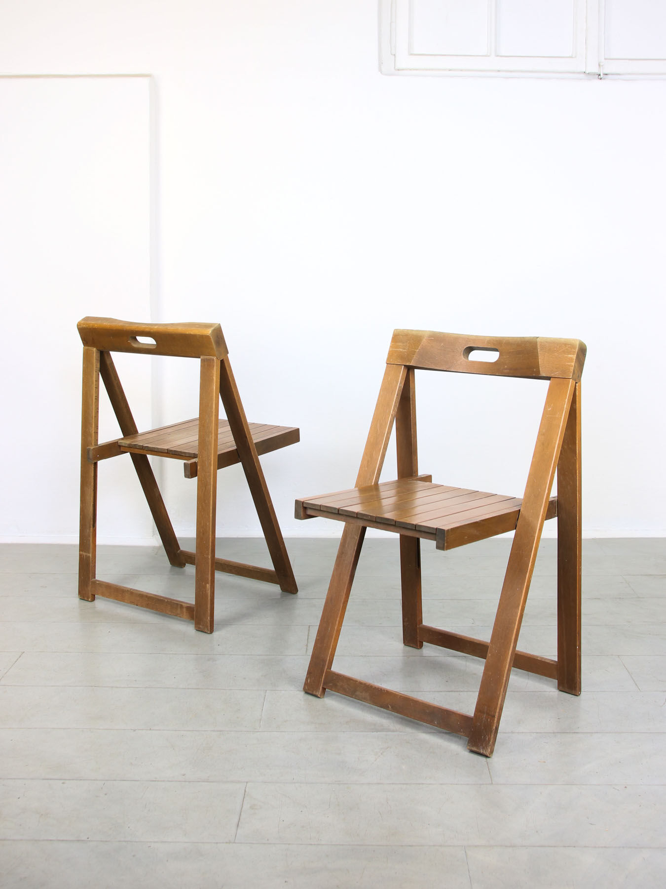 Set of 2 chairs
