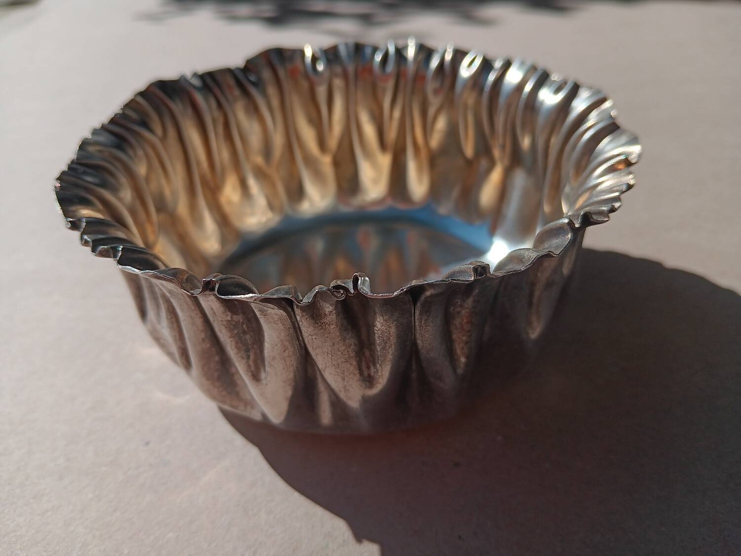 Vintage pocket emptier