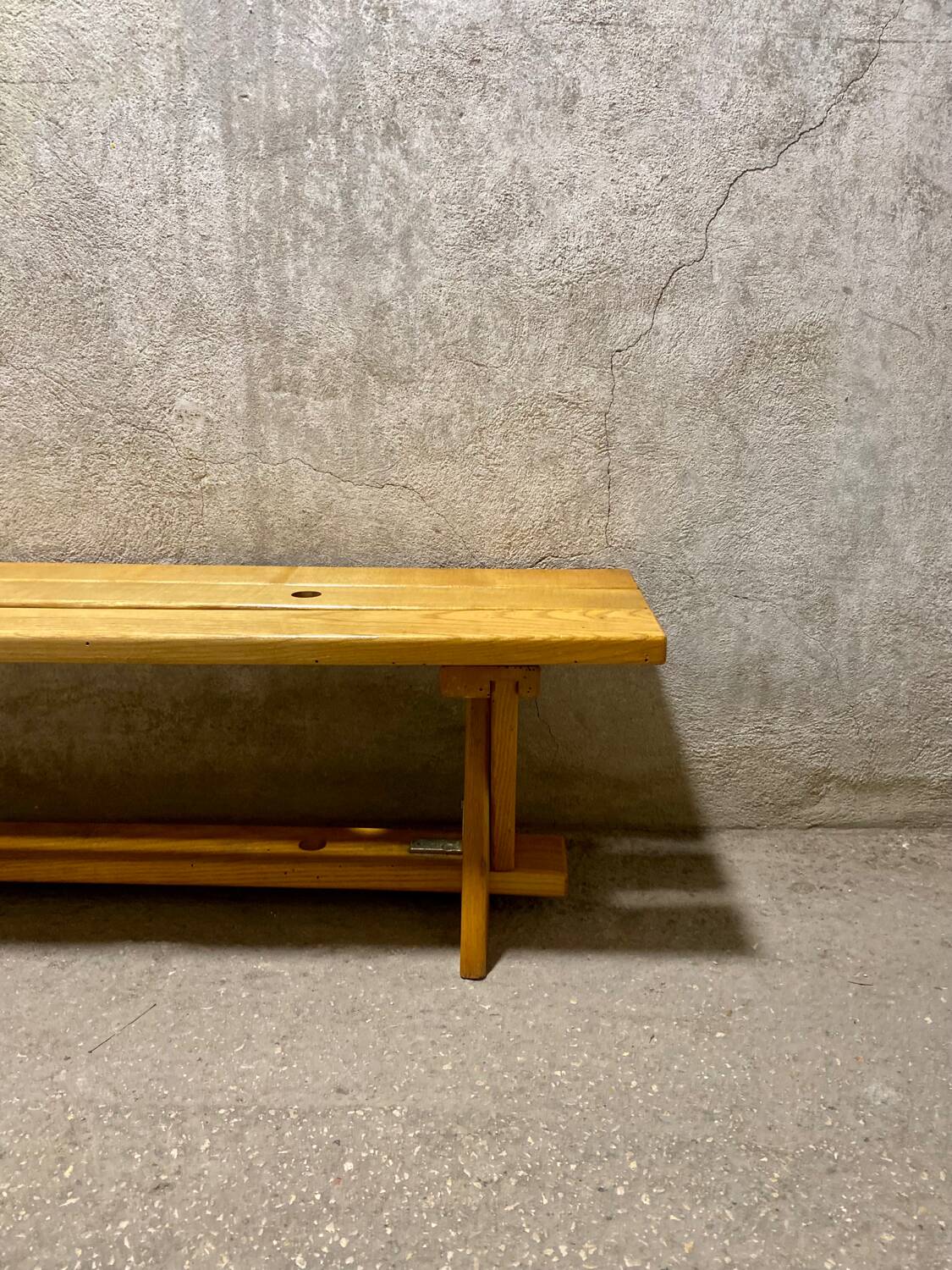 80's varnished bench