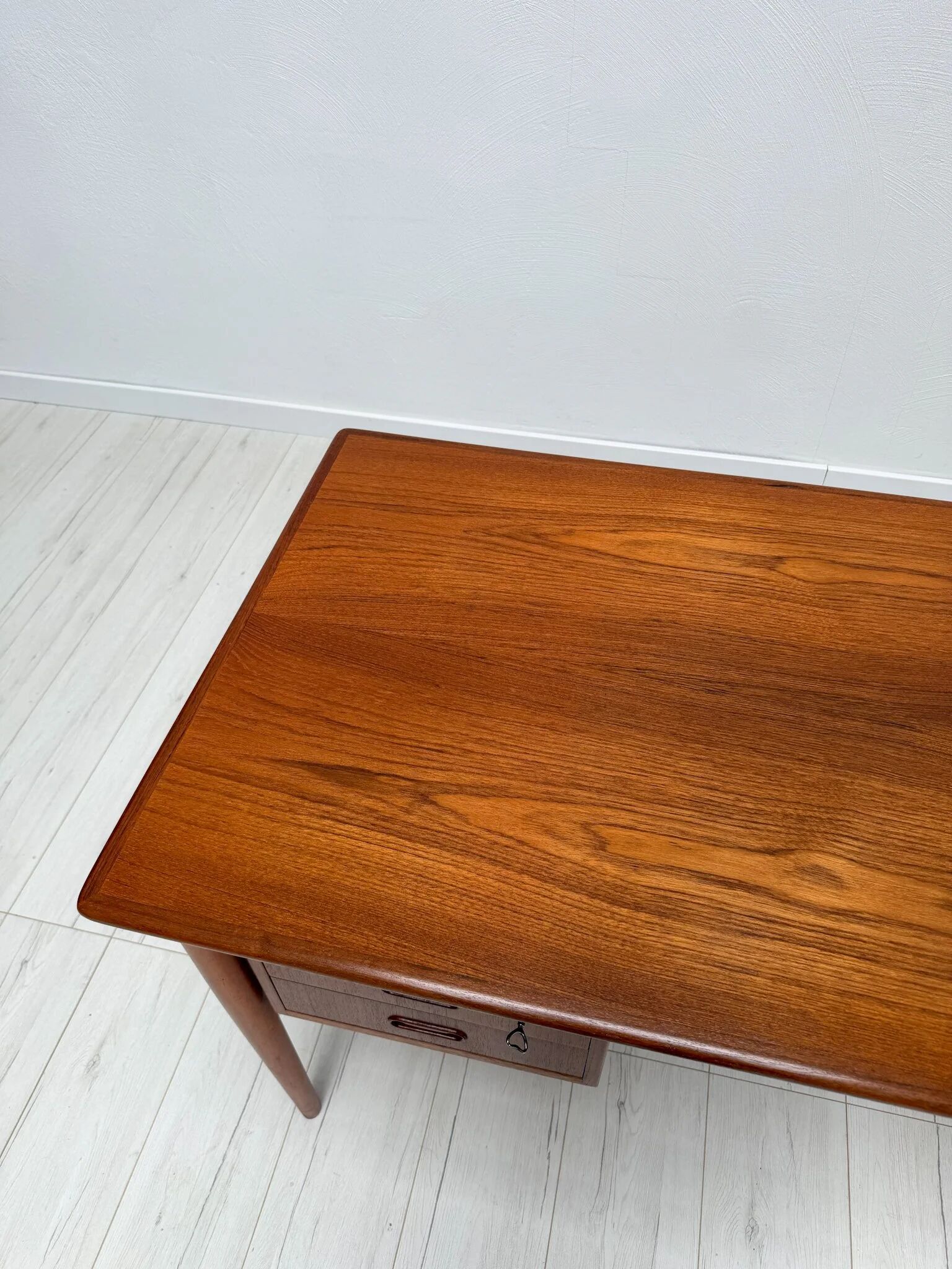 1960s vintage mid-century Danish design teak writing desk