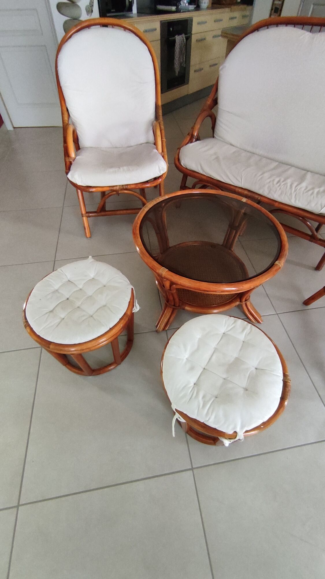 Sofa armchairs and coffee table in vintage rattan of six pieces