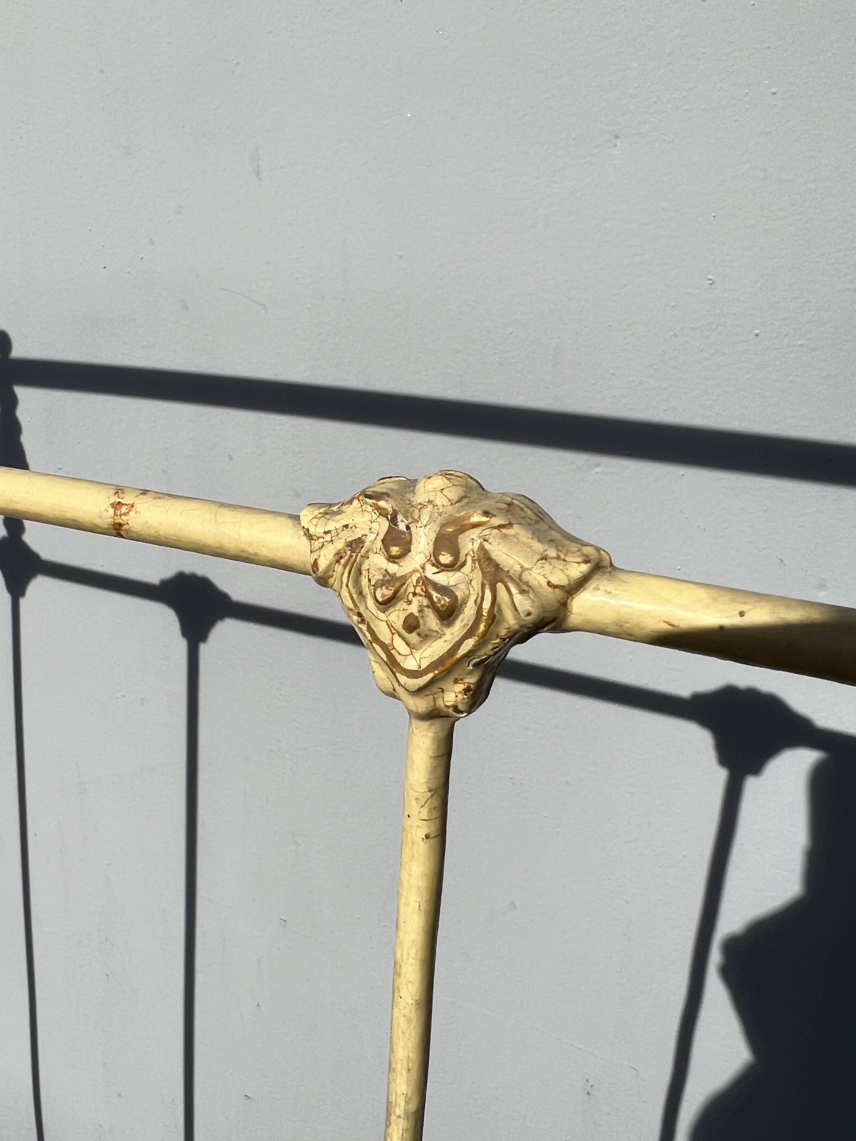 WROUGHT IRON BED 1900