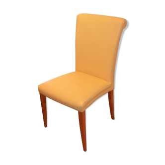 Poltrona Frau Vittoria chairs in yellow leather