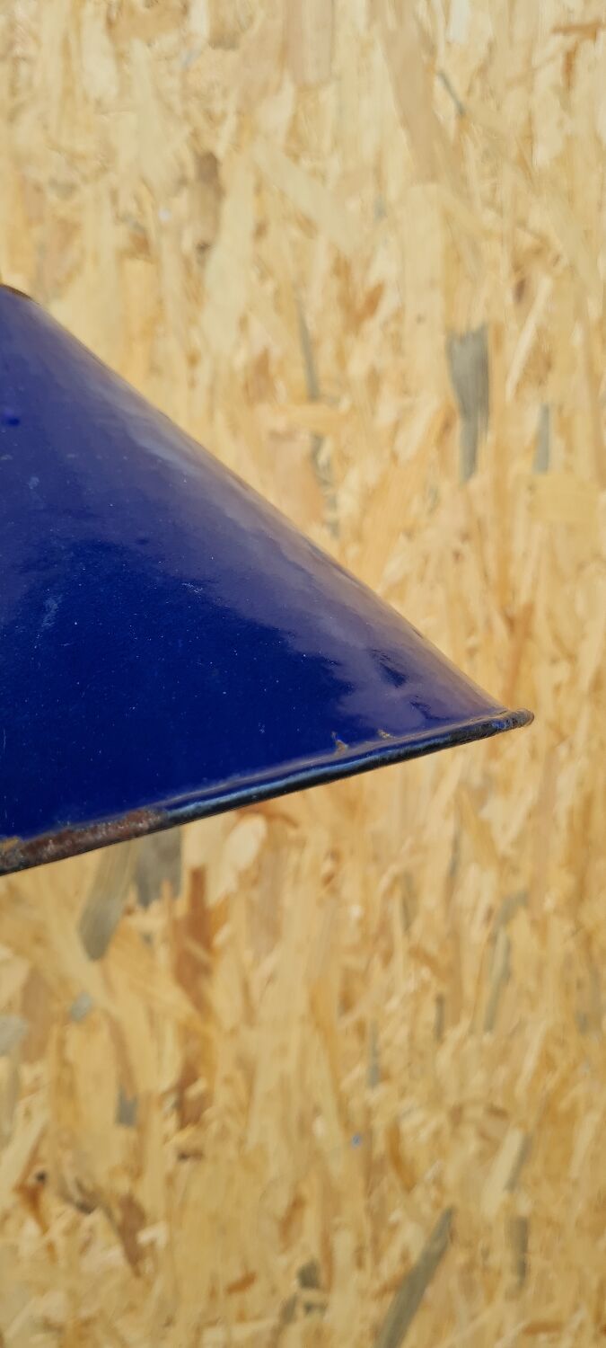 Vintage wall lamp in enamelled sheet metal