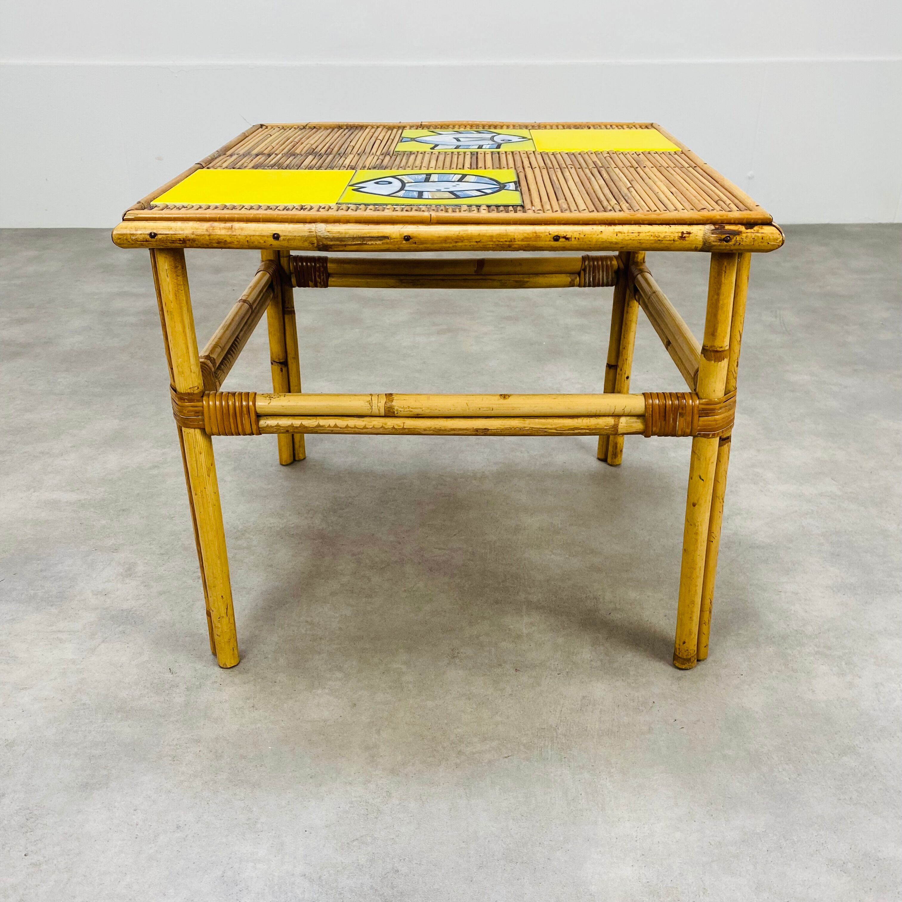 Roger Capron coffee table in ceramic and rattan, fish model