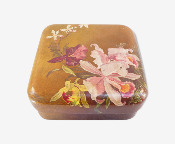 Boite carré en carton boullie 1900 art nouveau décor aux iris