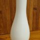 Vase soliflore en opaline blanche