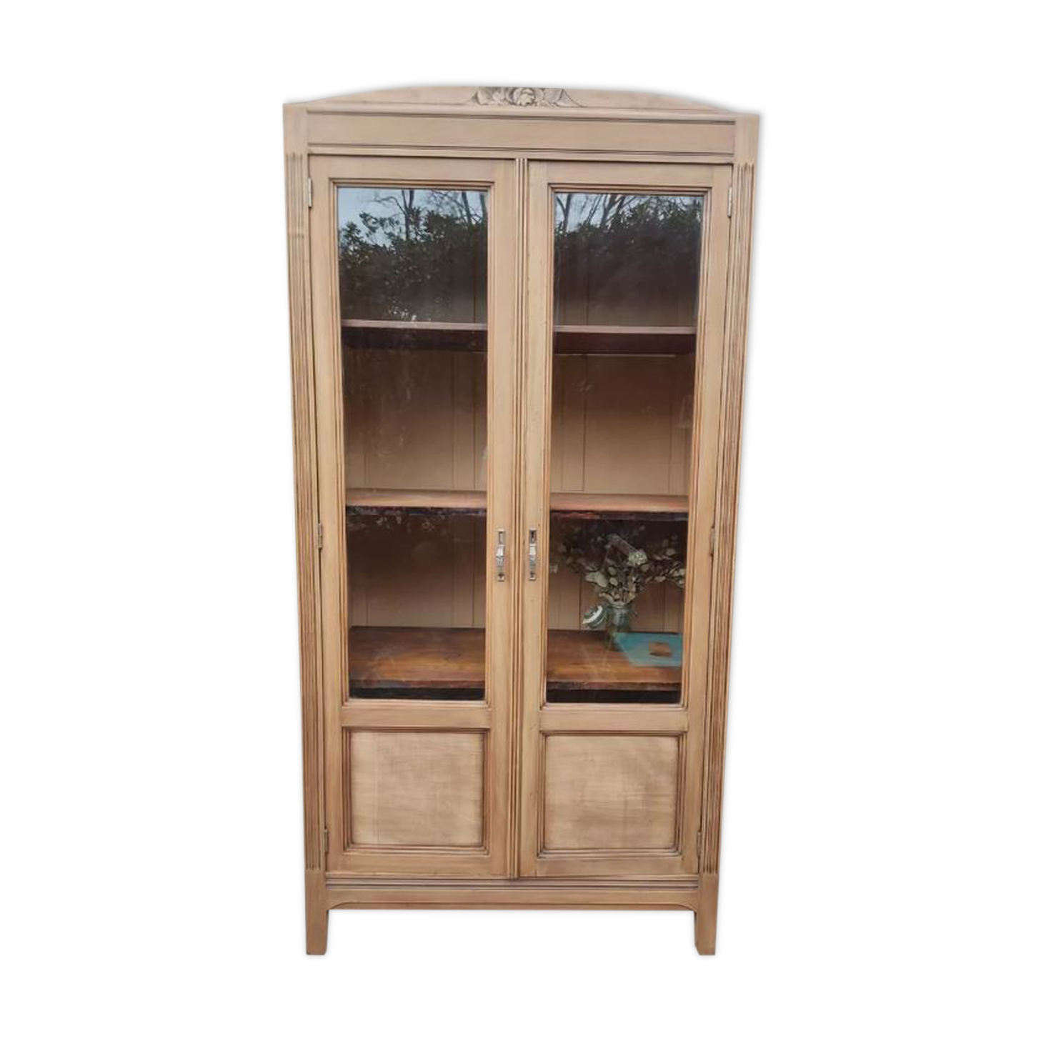 Parisian glazed wardrobe