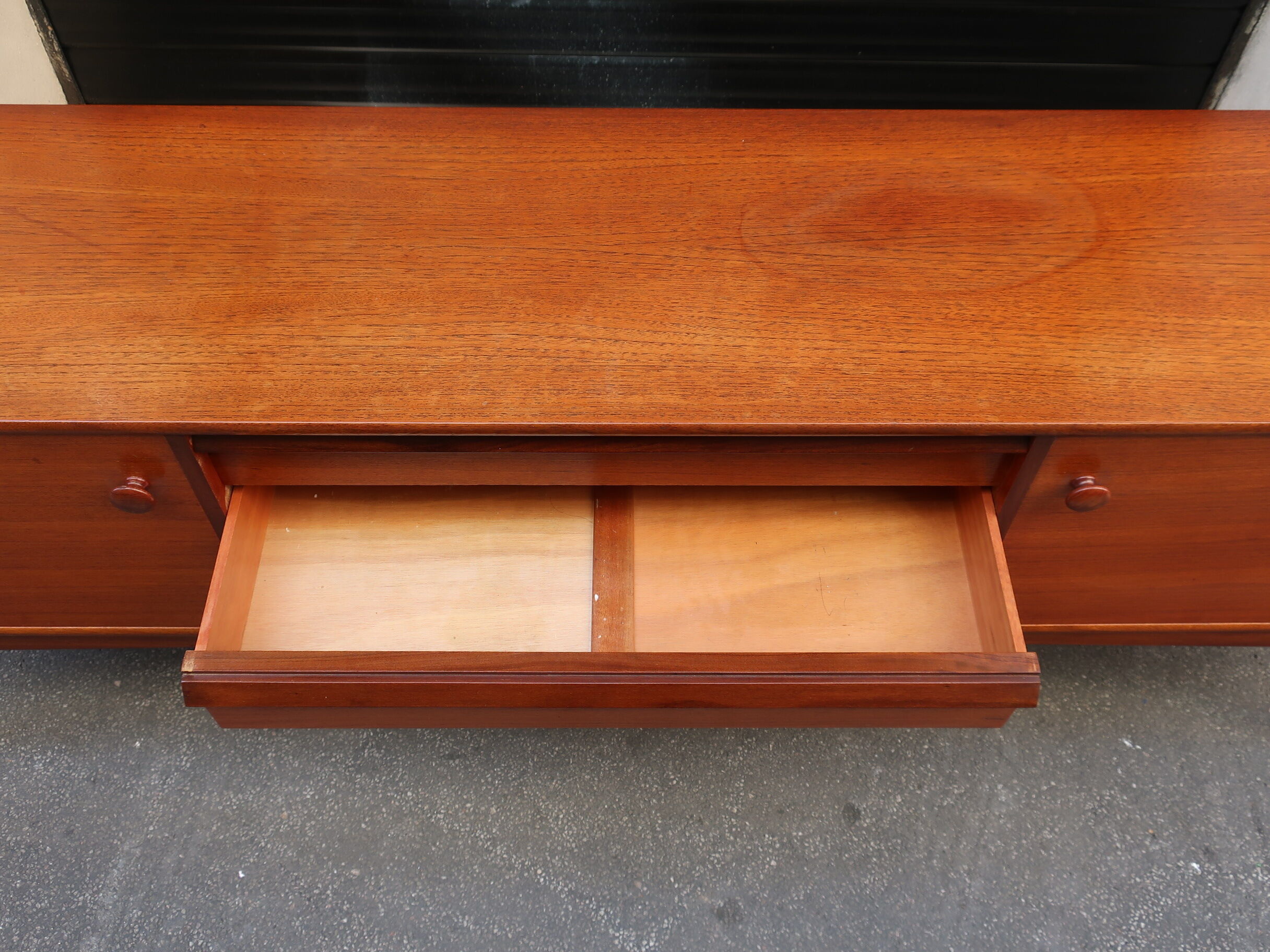 Edition Younger sideboard 60