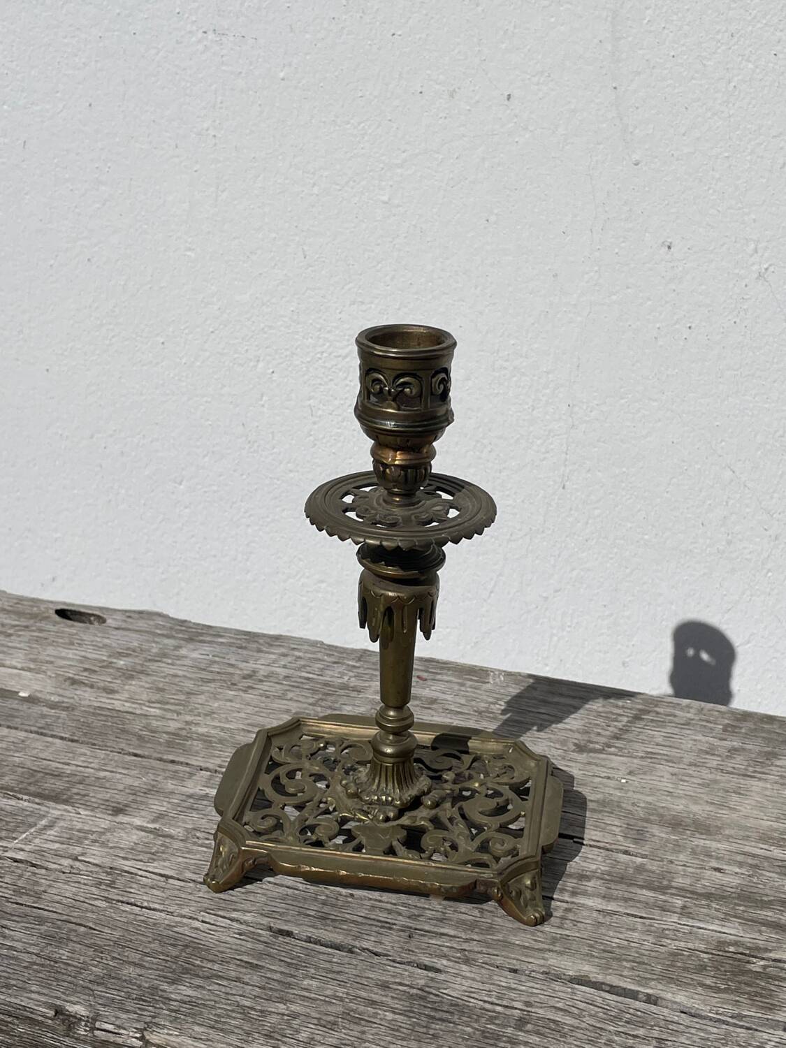 Bougeoir Victorien en bronze doré