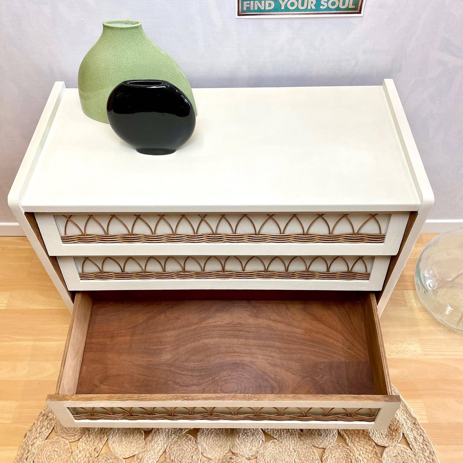 Vintage chest of drawers