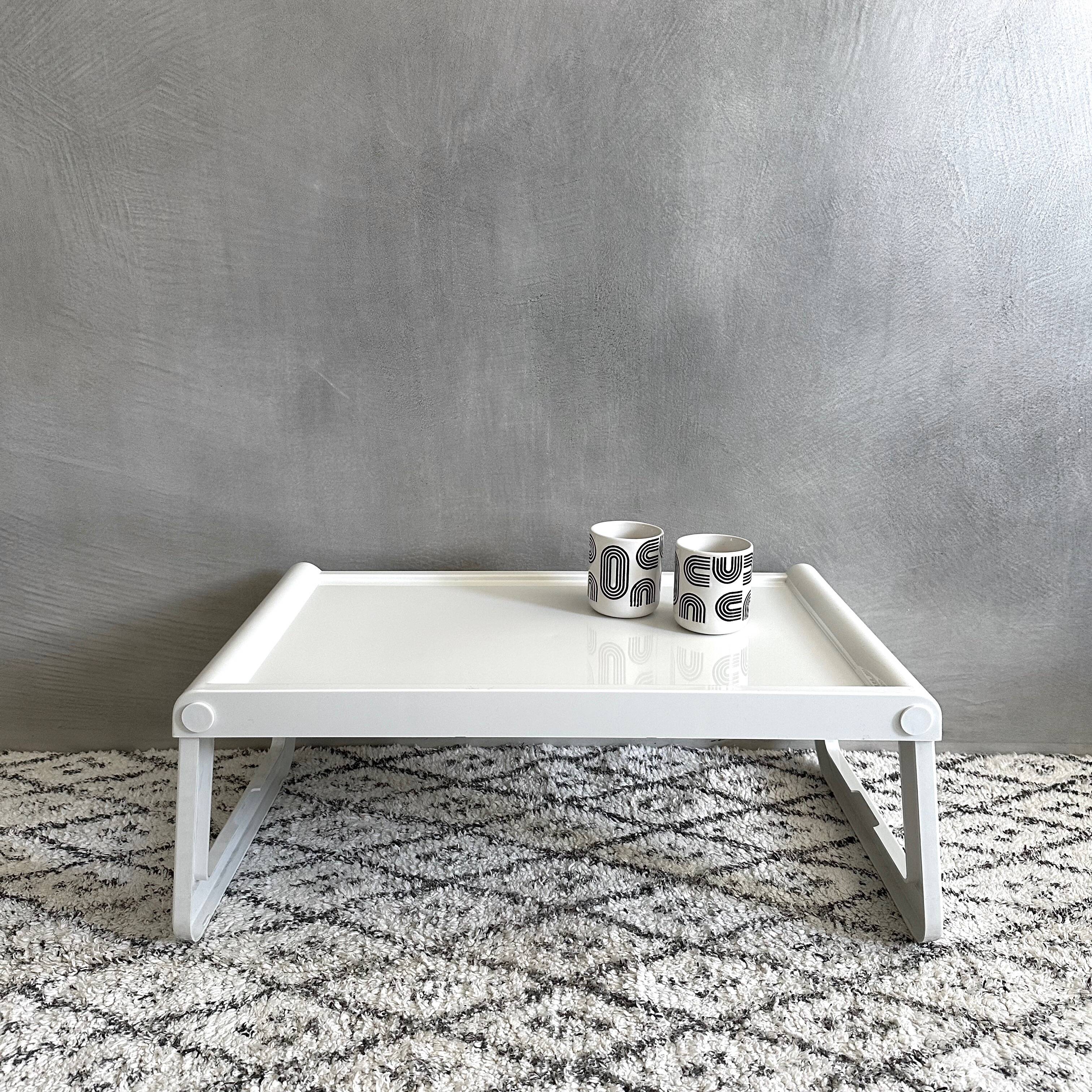 Guzzini tray Jolly white, bed tray, Luigi Massoni