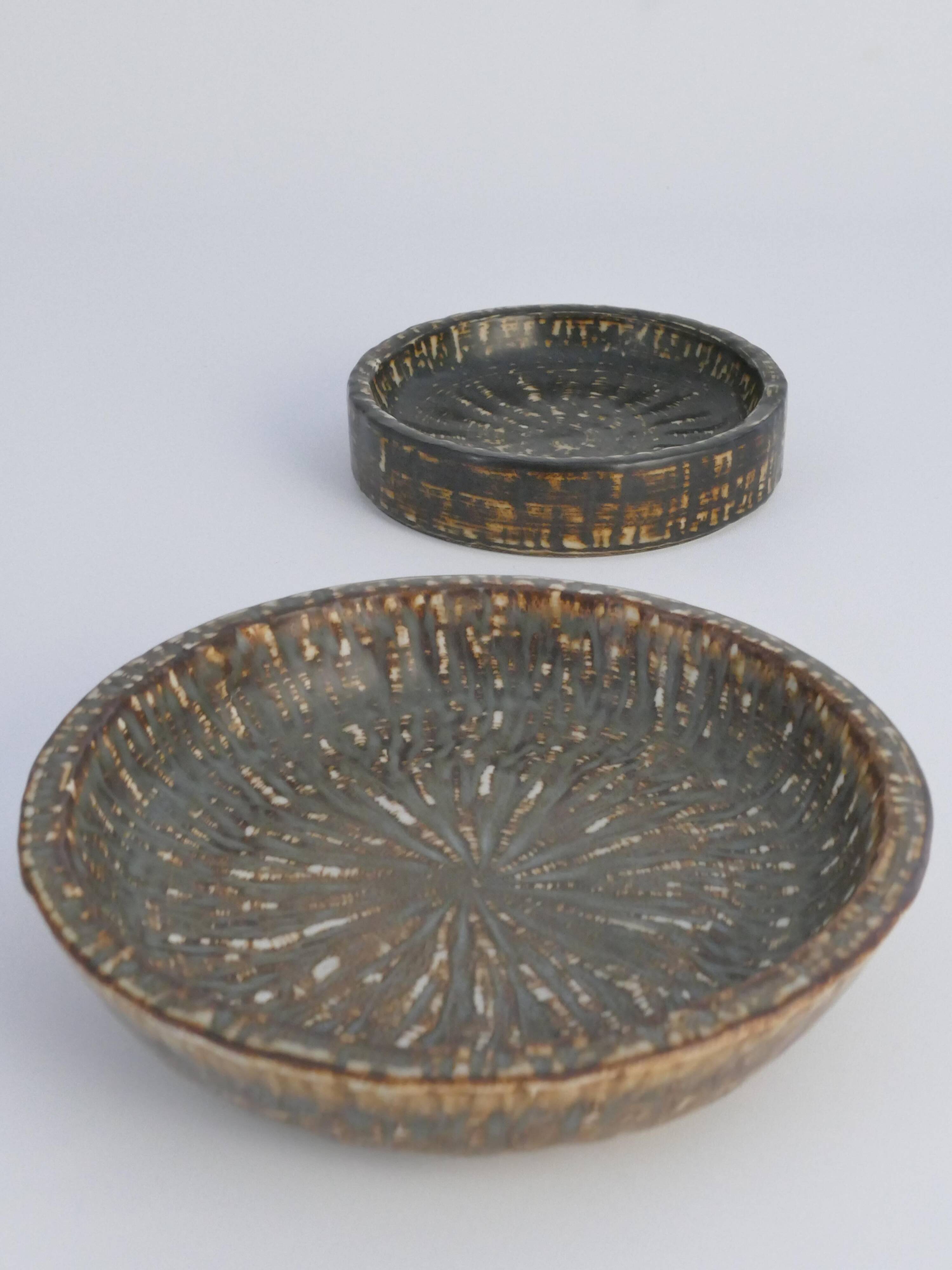 Mid-Century Modern Brown Stoneware Rubus Bowl by Gunnar Nylund for Rörstrand