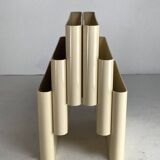 Off white beige magazine rack by Giotto Stoppino for Kartell, Italy 1970s