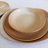 Service 15 flat plates Grès Village CNP France