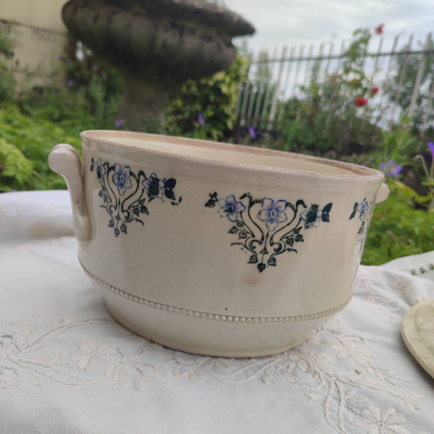 Art Deco tureen earth steel Saint Uze