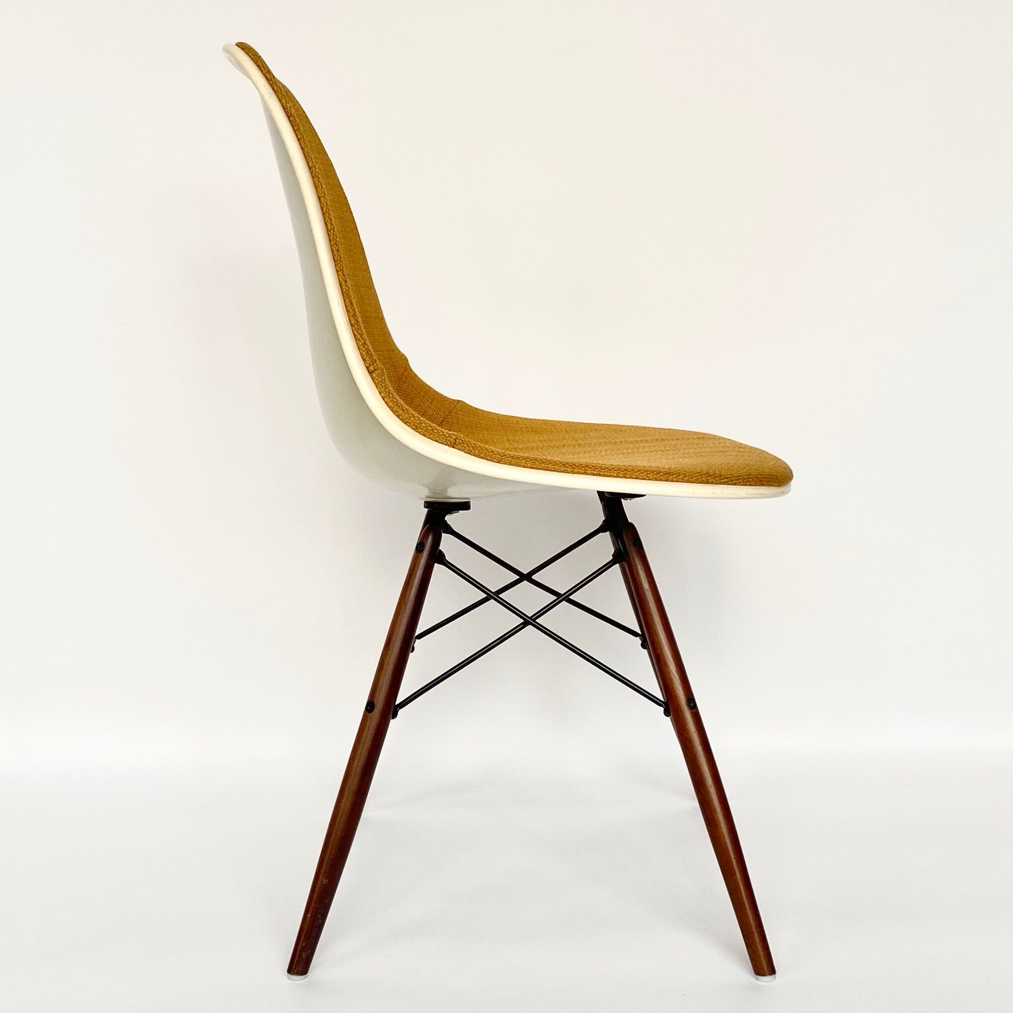 Chair Eames circa 60