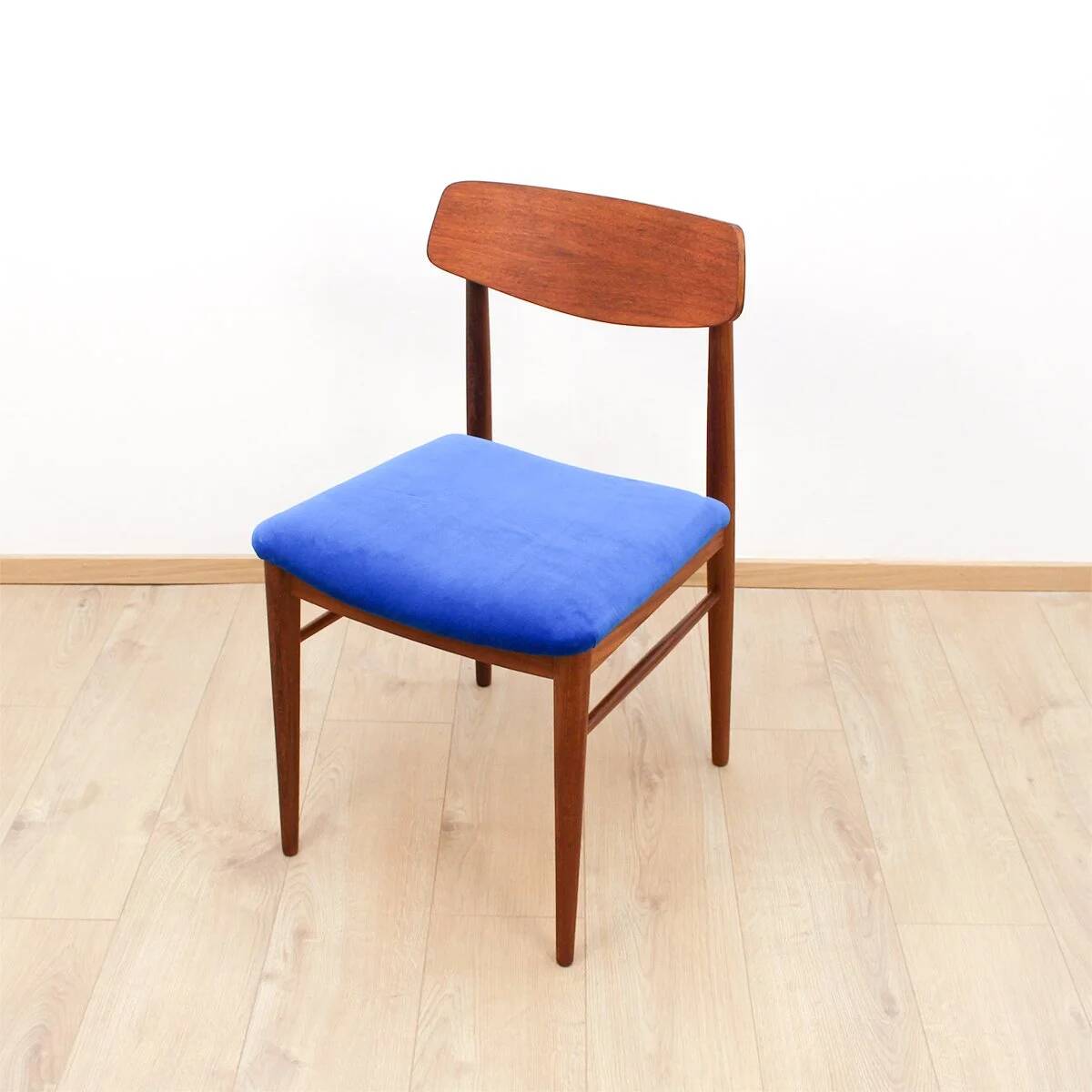Wiesner-Hager chair in teak