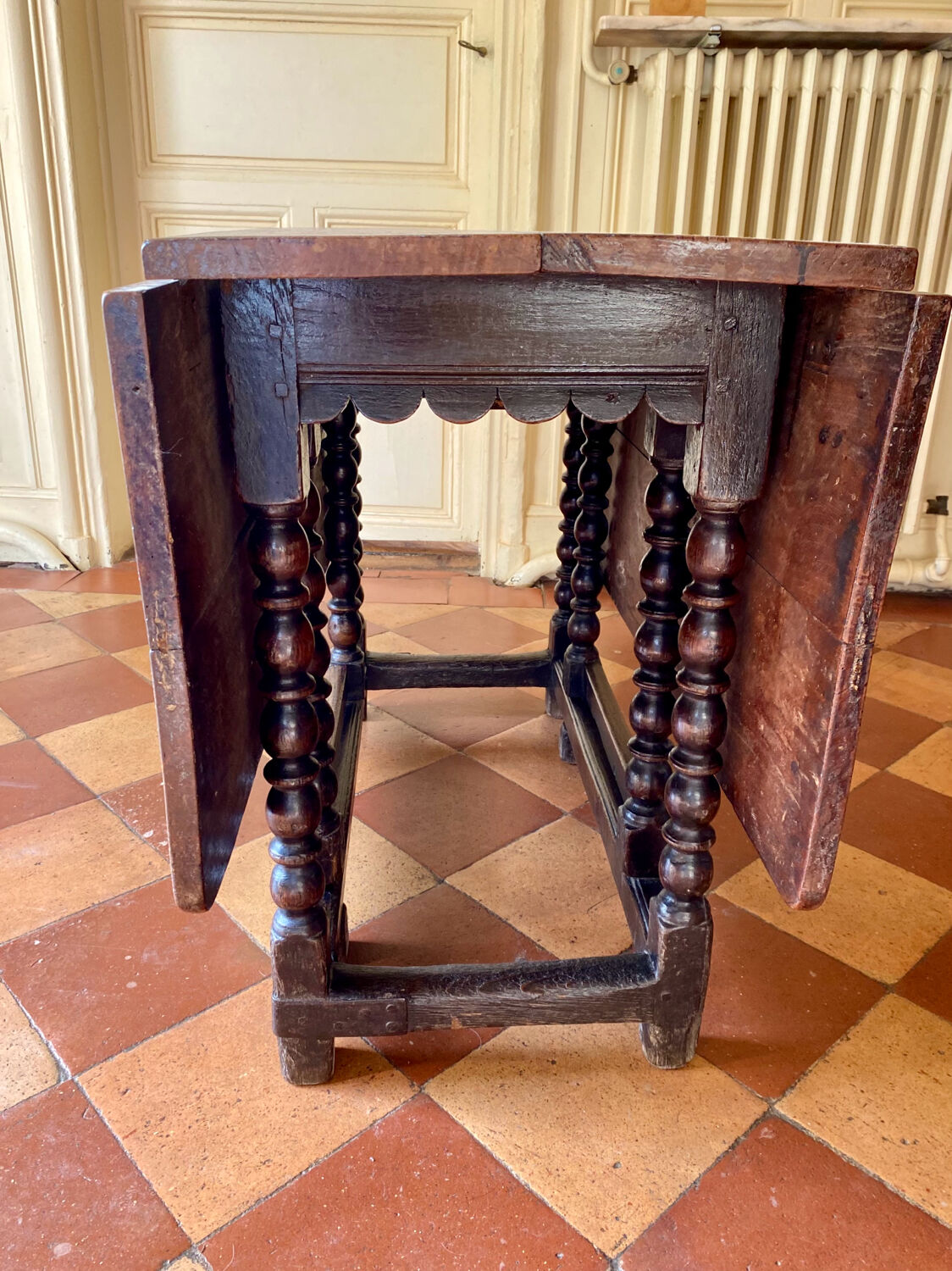 Louis XIII period table
