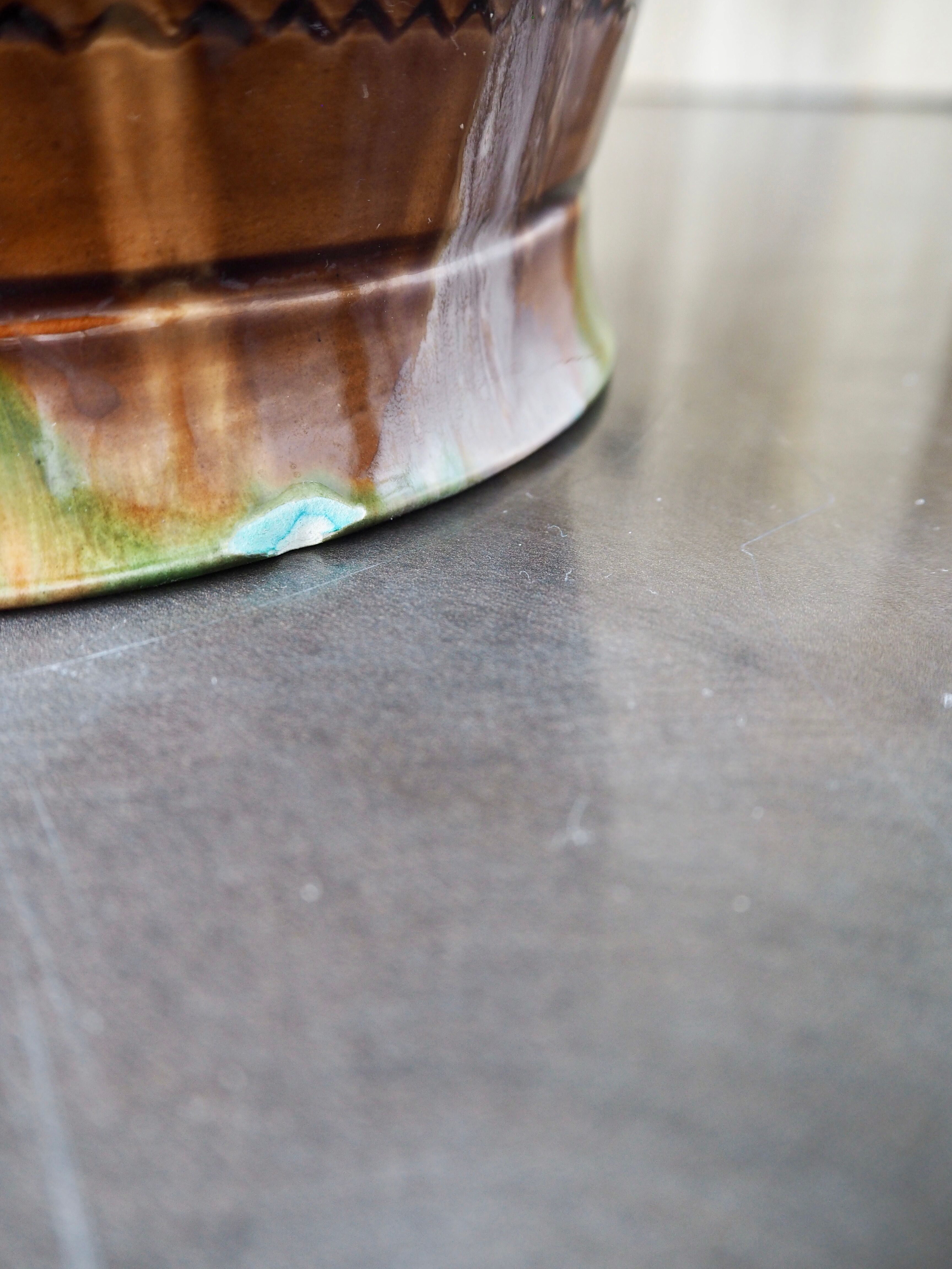 Glazed ceramic pot cover Provencal style