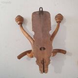 Double curved wooden coat hook