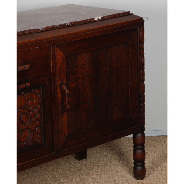 Art Deco sideboard, French work from the 1930s.