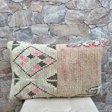 Magnifique coussin Kilim berbère vintage du Maroc