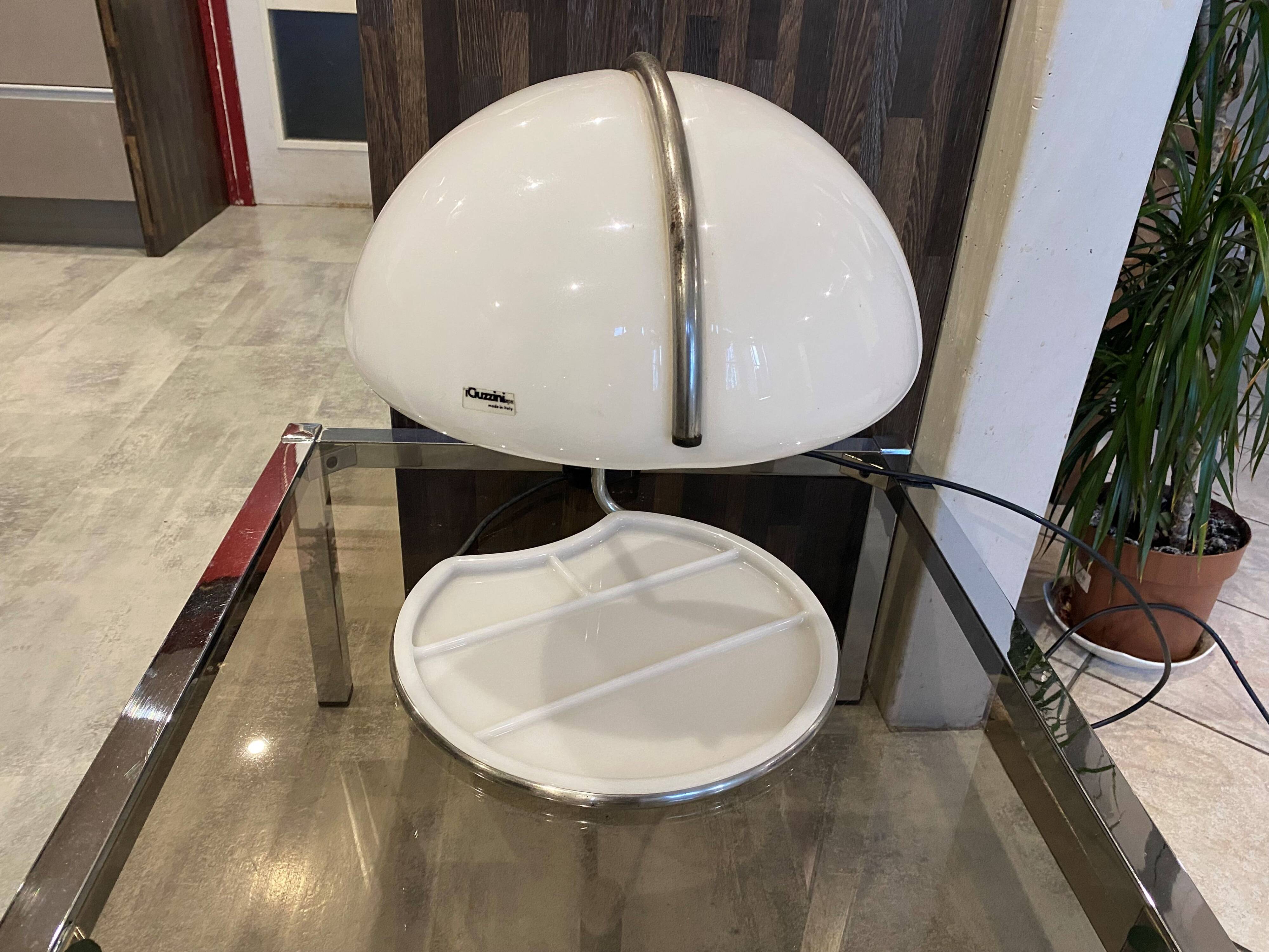 Shell lamp by Luigi Massoni and Luciano Bottura for Harvey Guzzini 1960 vintage