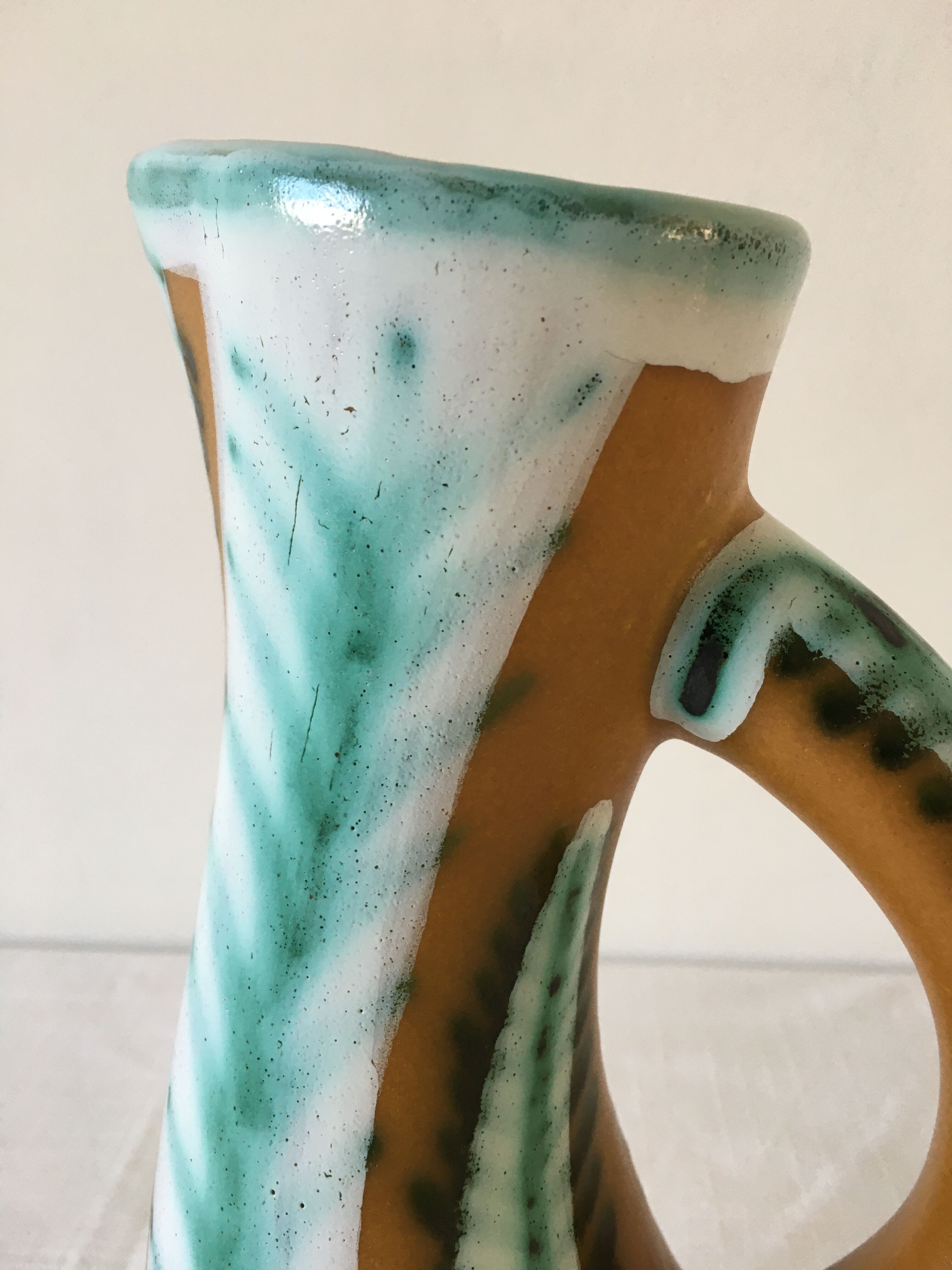 Pitcher Toul'Hoat Keraluc