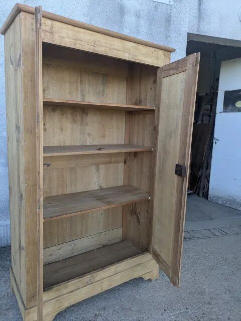 Natural wood wardrobe