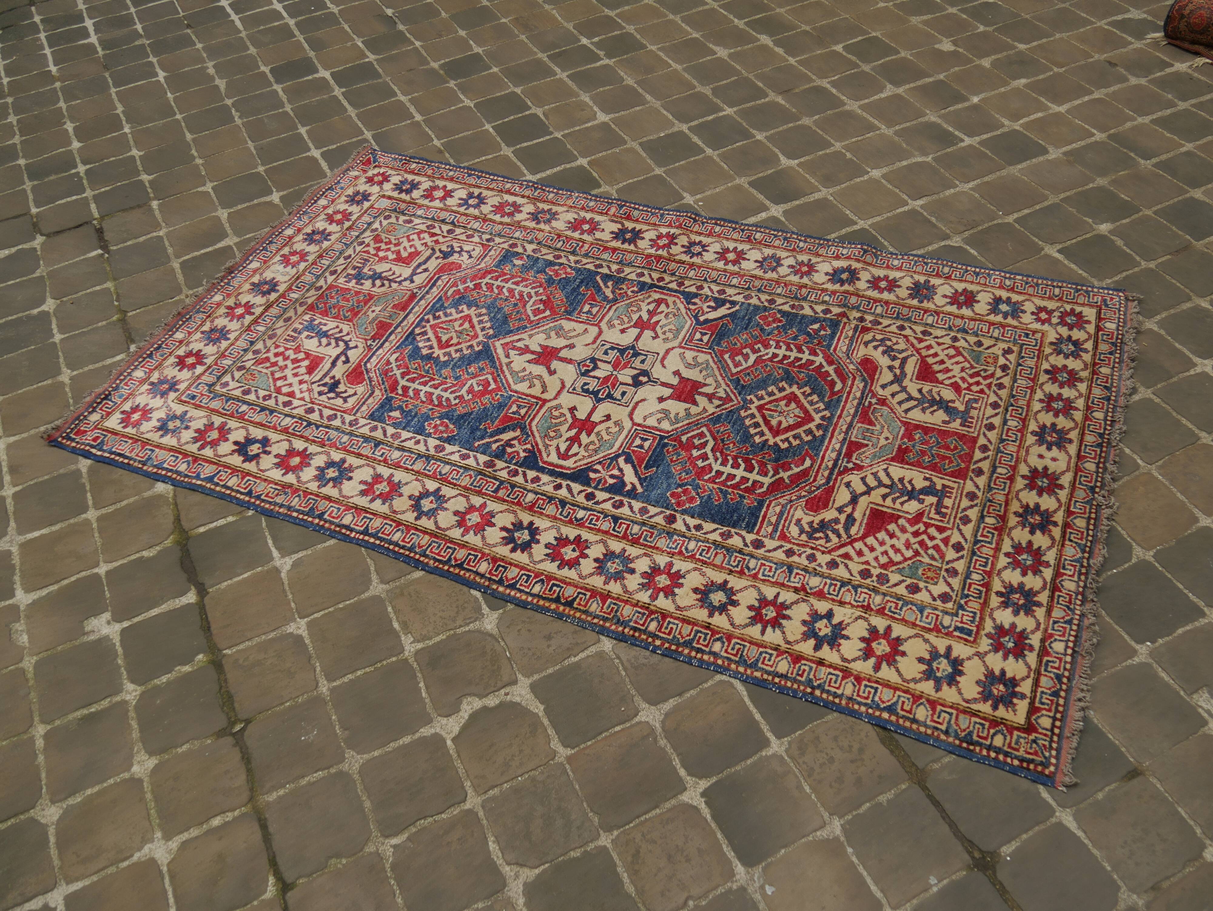 Tapis d'orient kazak caucasien bleu 230x187cm
