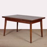 Extendable oak dining table from the 1950s