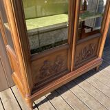 Vitrine en noyer