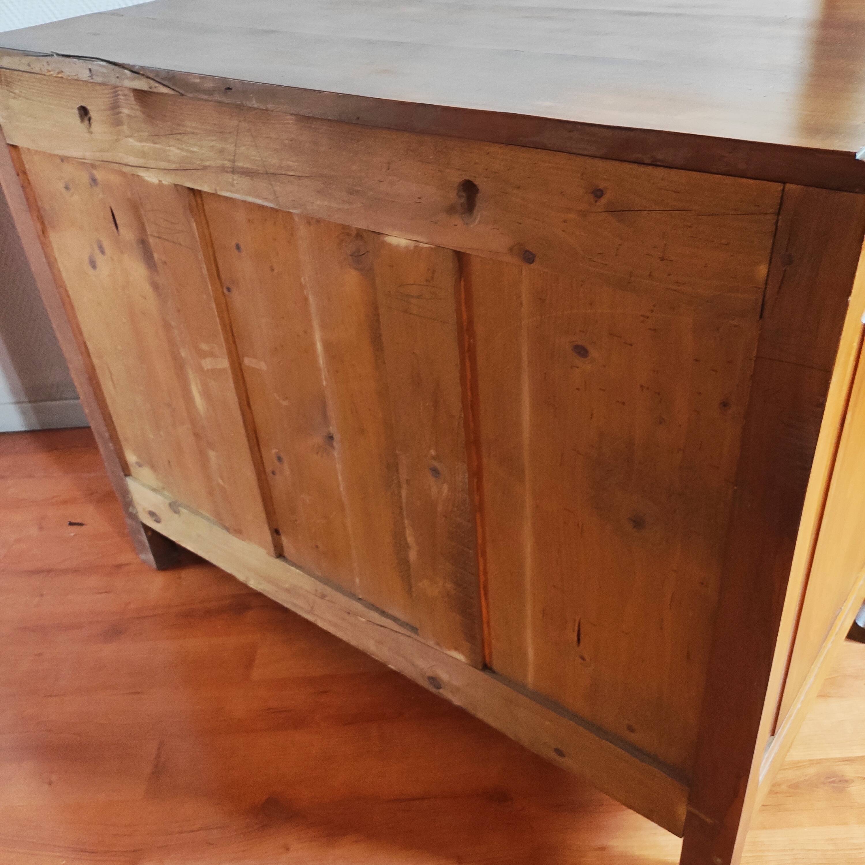 Commode Art Déco en noyer massif – années 1920-30 – grande taille
