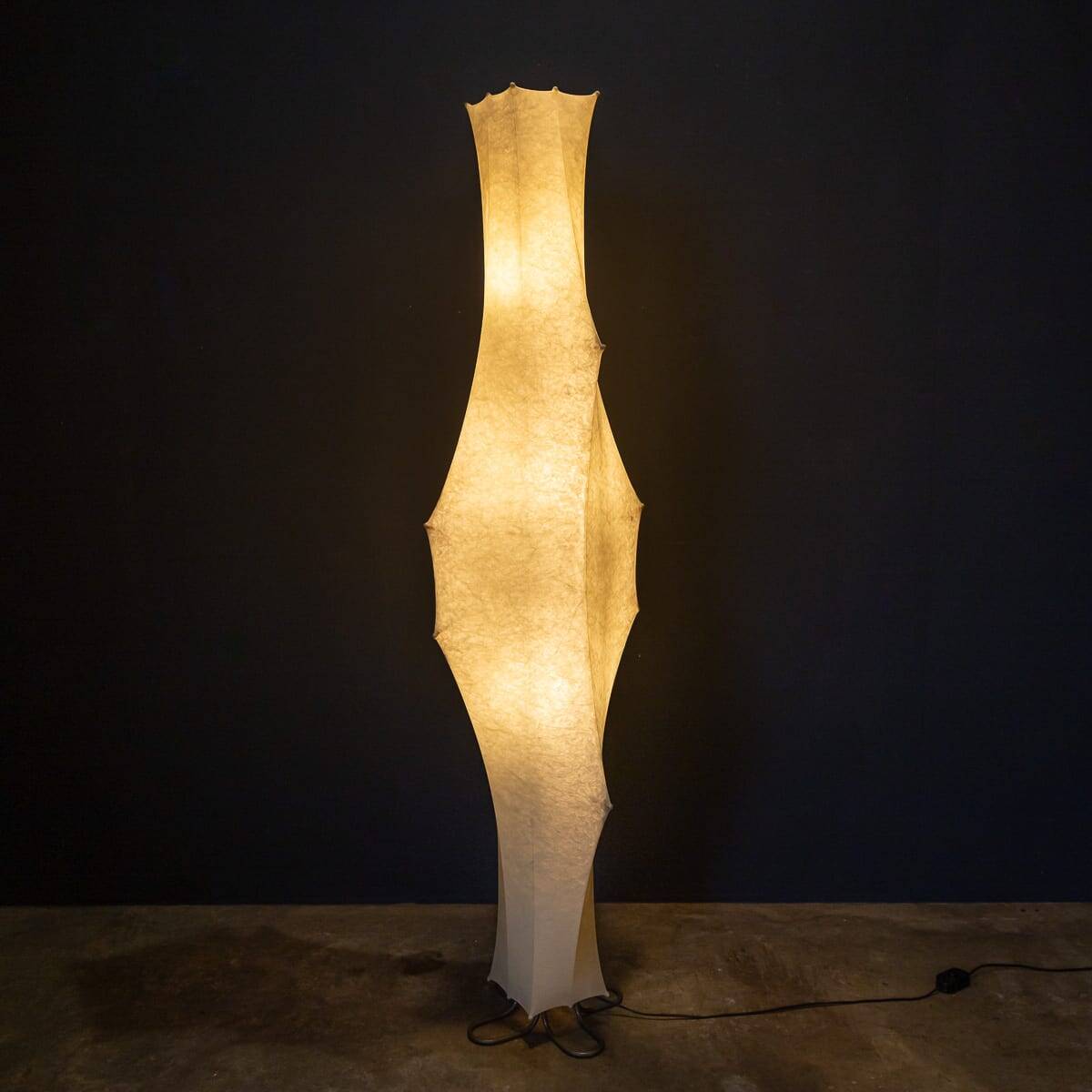 Lampadaire 'fantasma' italienne vintage des années 20 par tobia scarpa pour flos c1961