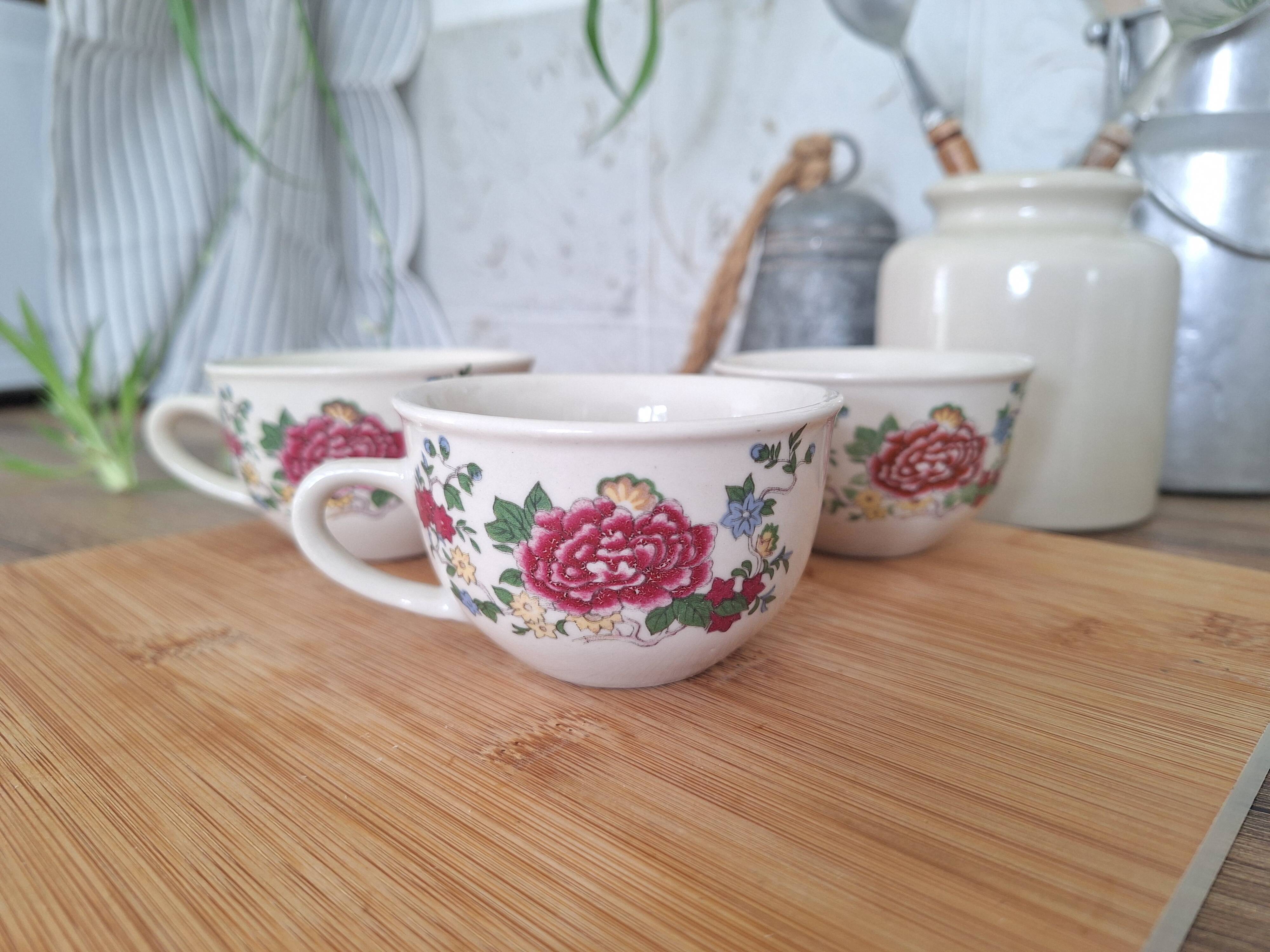Chi Kiang Stoneware vintage flower mugs
