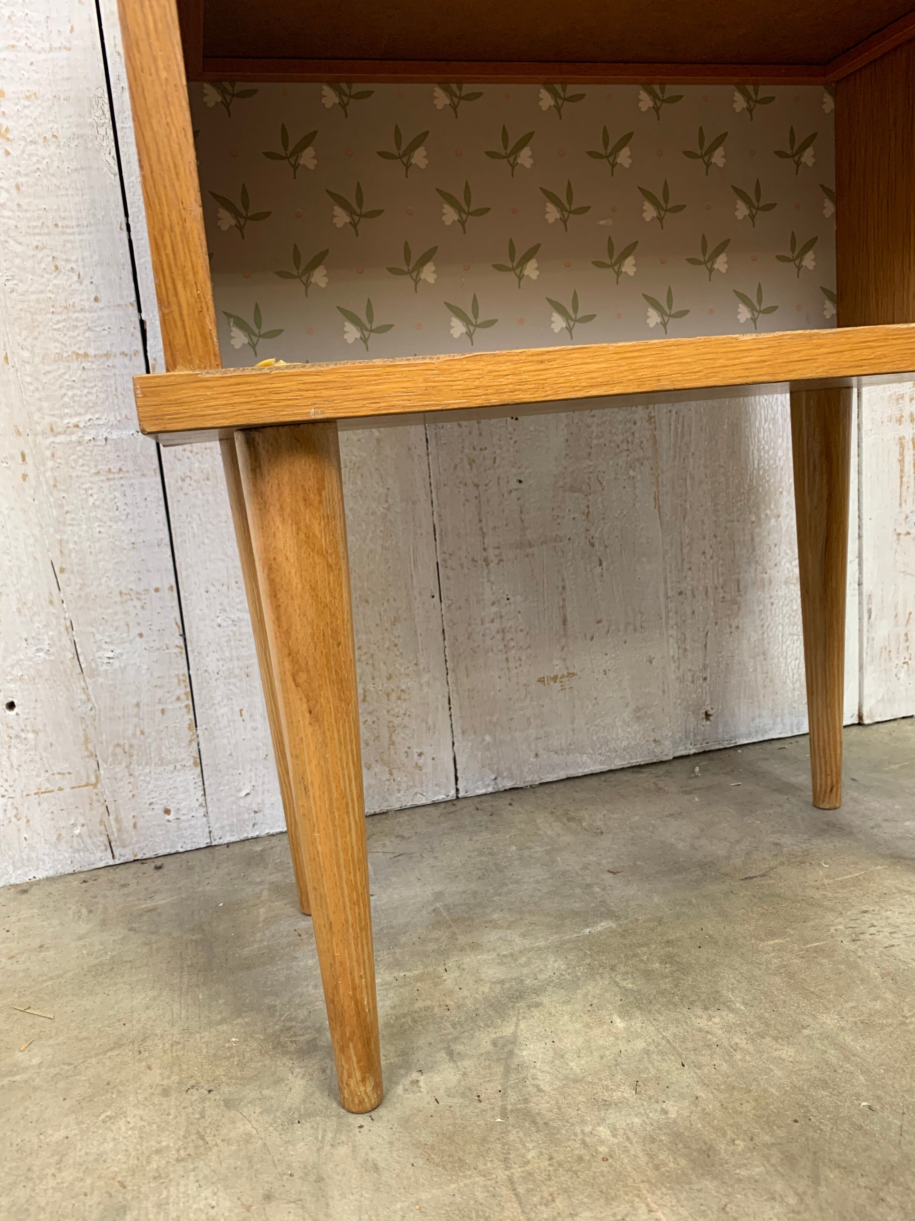 Bedside with tapered feet