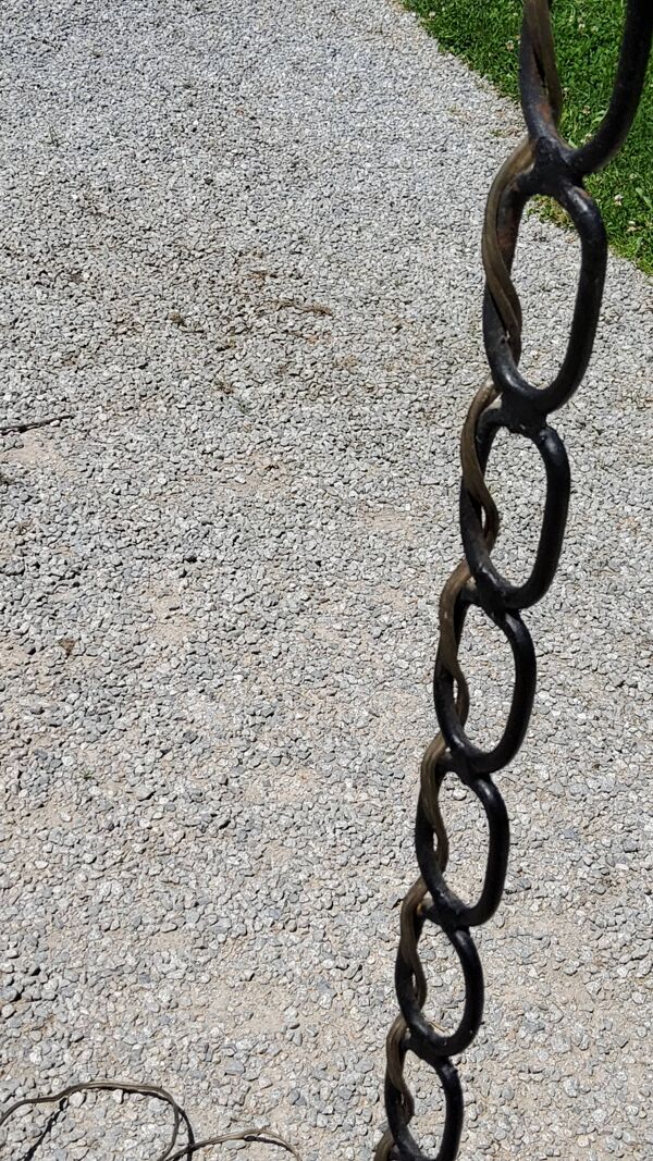 Lampadaire vintage des années 50 en fer noirci en forme de chaîne