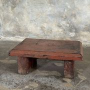 Tabouret d'appoint en teck upcyclé, chromie rouge