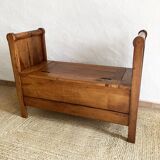 Ancien banc coffre à rouleaux en bois massif