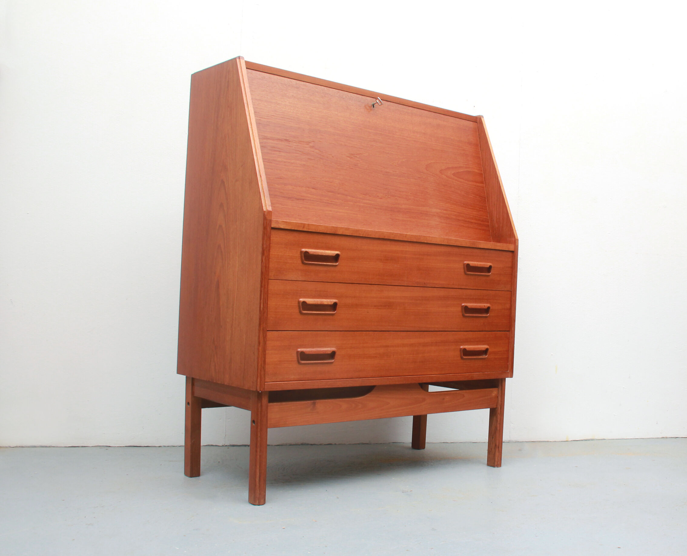 1960s secretary in teak, Dyrlund Denmark