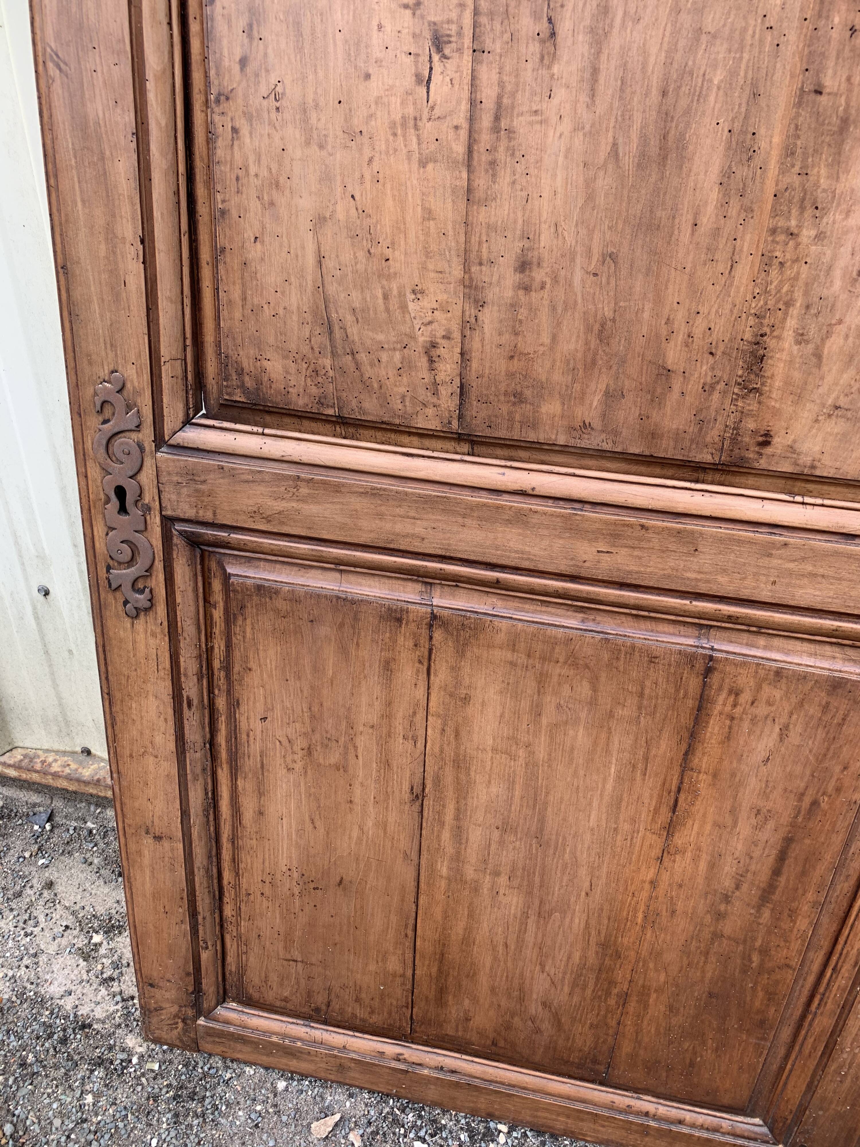 Porte de bonnetière louis XV