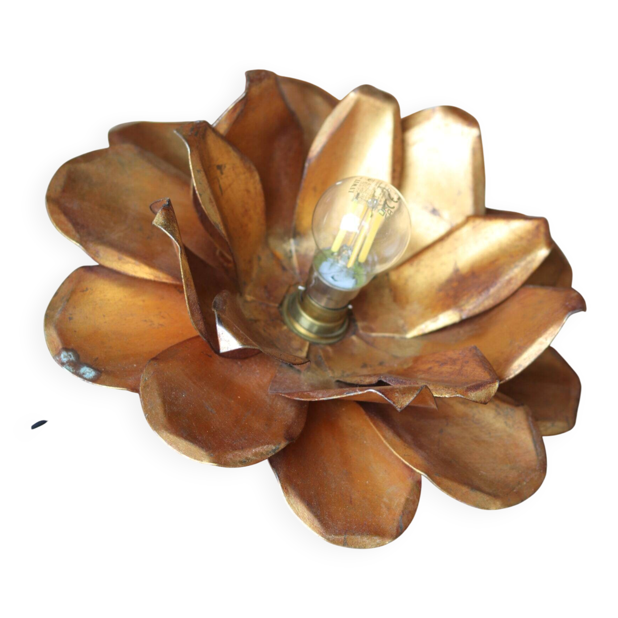 Vintage ceiling light in gilded metal, flower-shaped.