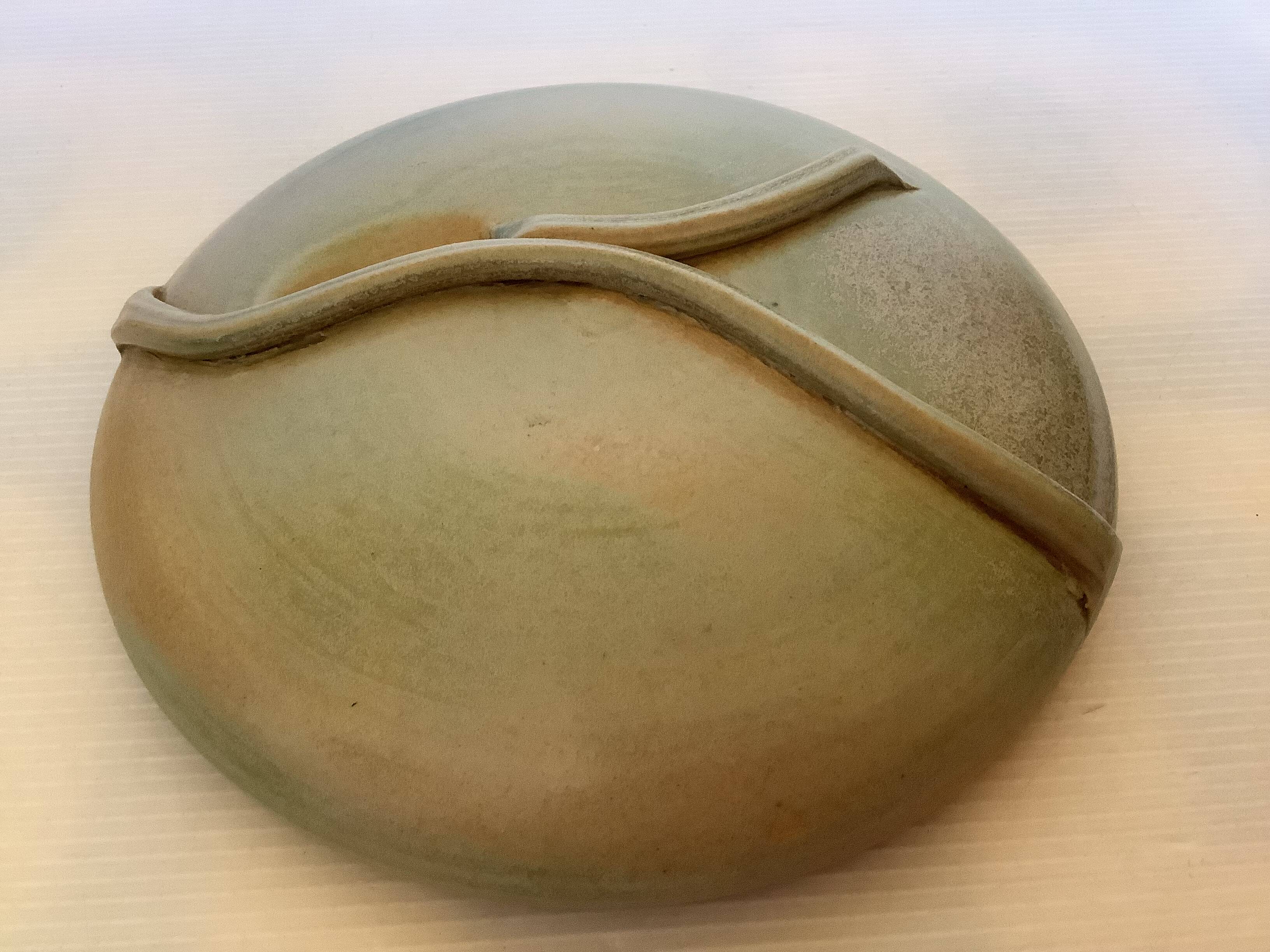 Round ceramic vase bouquet holder