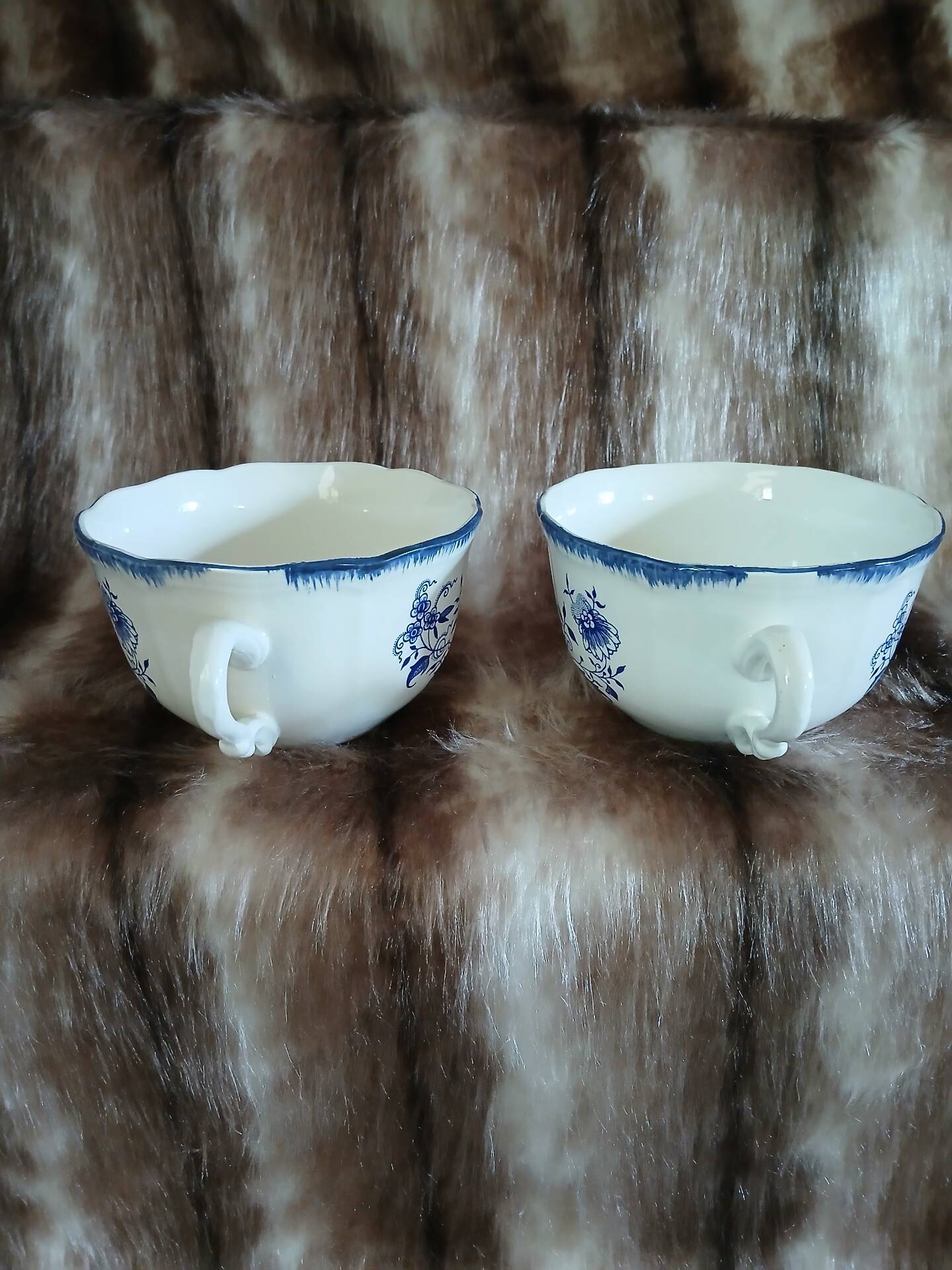 2 antique Lancaster cups